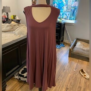 Key hole pocket dress